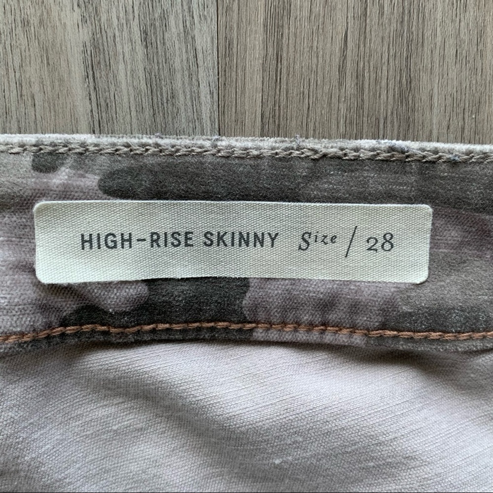 Pilcro and the Letterpress Grey Silver Camo Velvet High-Rise Skinny Pant - Picture 4 of 11